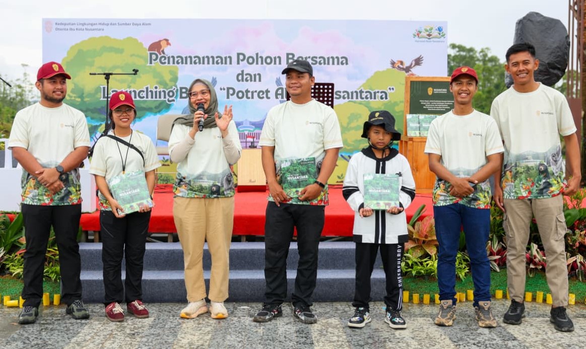 Luncurkan Buku Potret Alam Nusantara, Otorita IKN Perkuat Kolaborasi Kota Hutan 