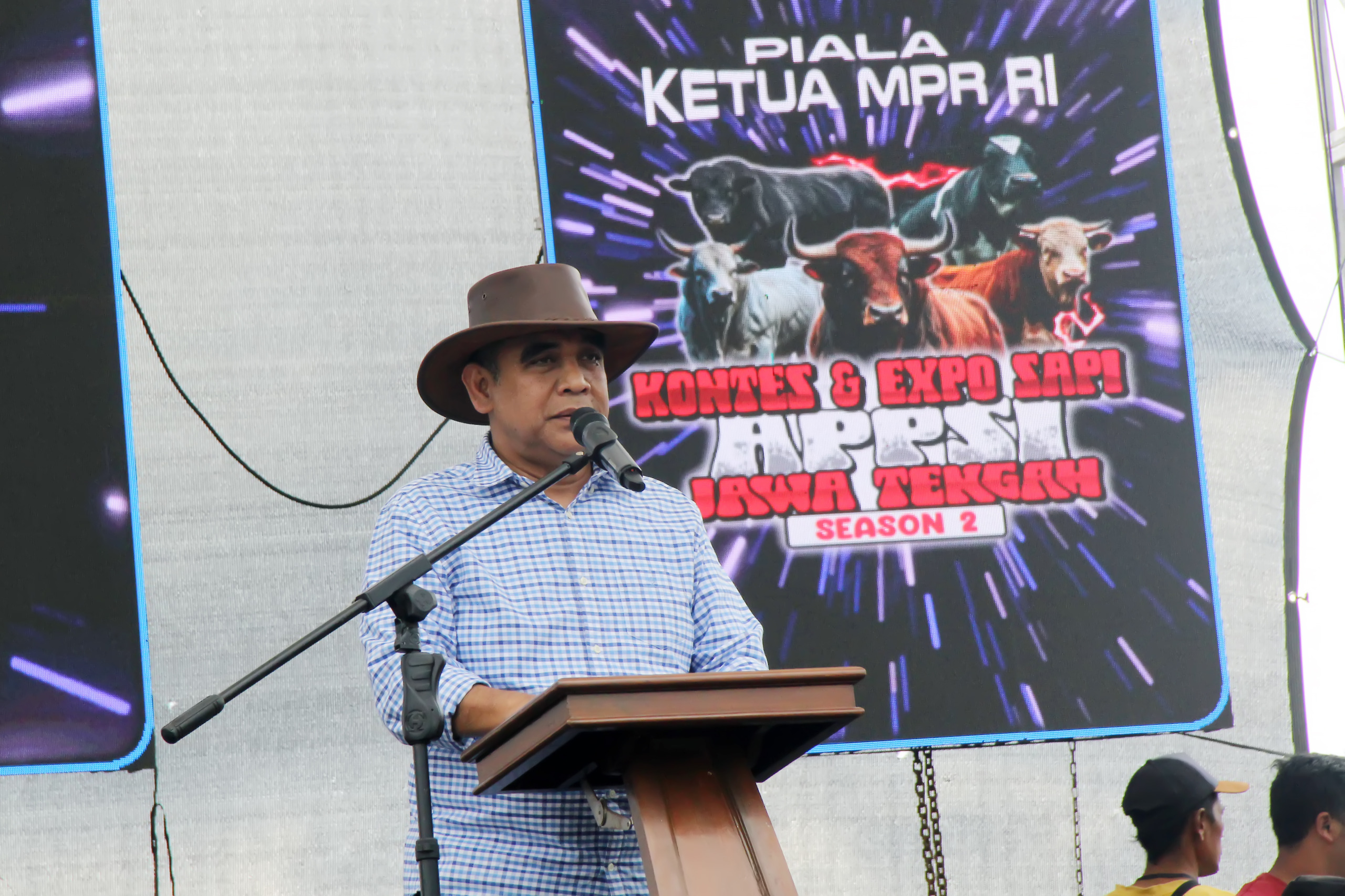 Ahmad Muzani & Urusan Ternak