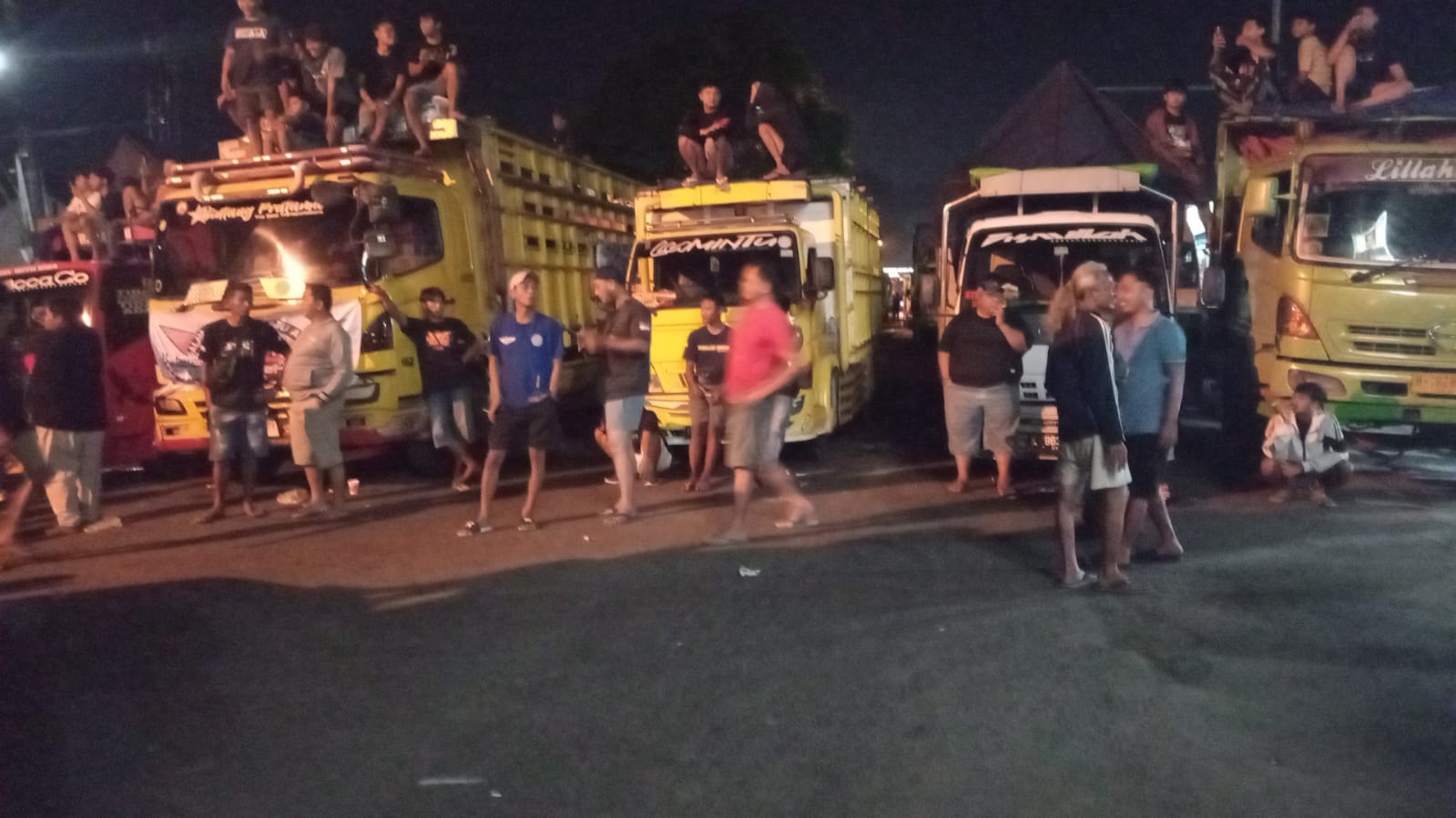 Jalur Nasional Semarang-Solo Lumpuh, Sopir Truk Gelar Demo Tolak Kebijakan ODOL