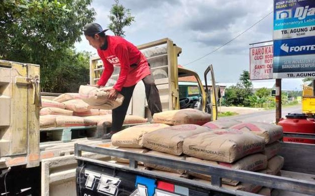 Laba Turun, SIG Diminta Pulihkan Performa Keuangan