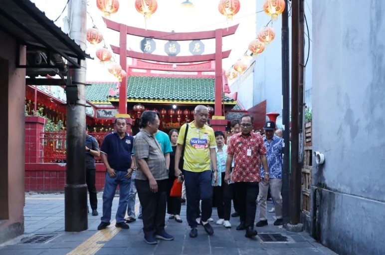 Hidupkan Kembali Pasar Semawis di Pecinan 