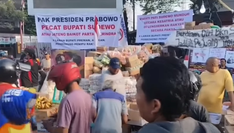 PBB Naik 250% Batal Berlaku, Warga Tetap Demo Minta Bupati Pati Mundur