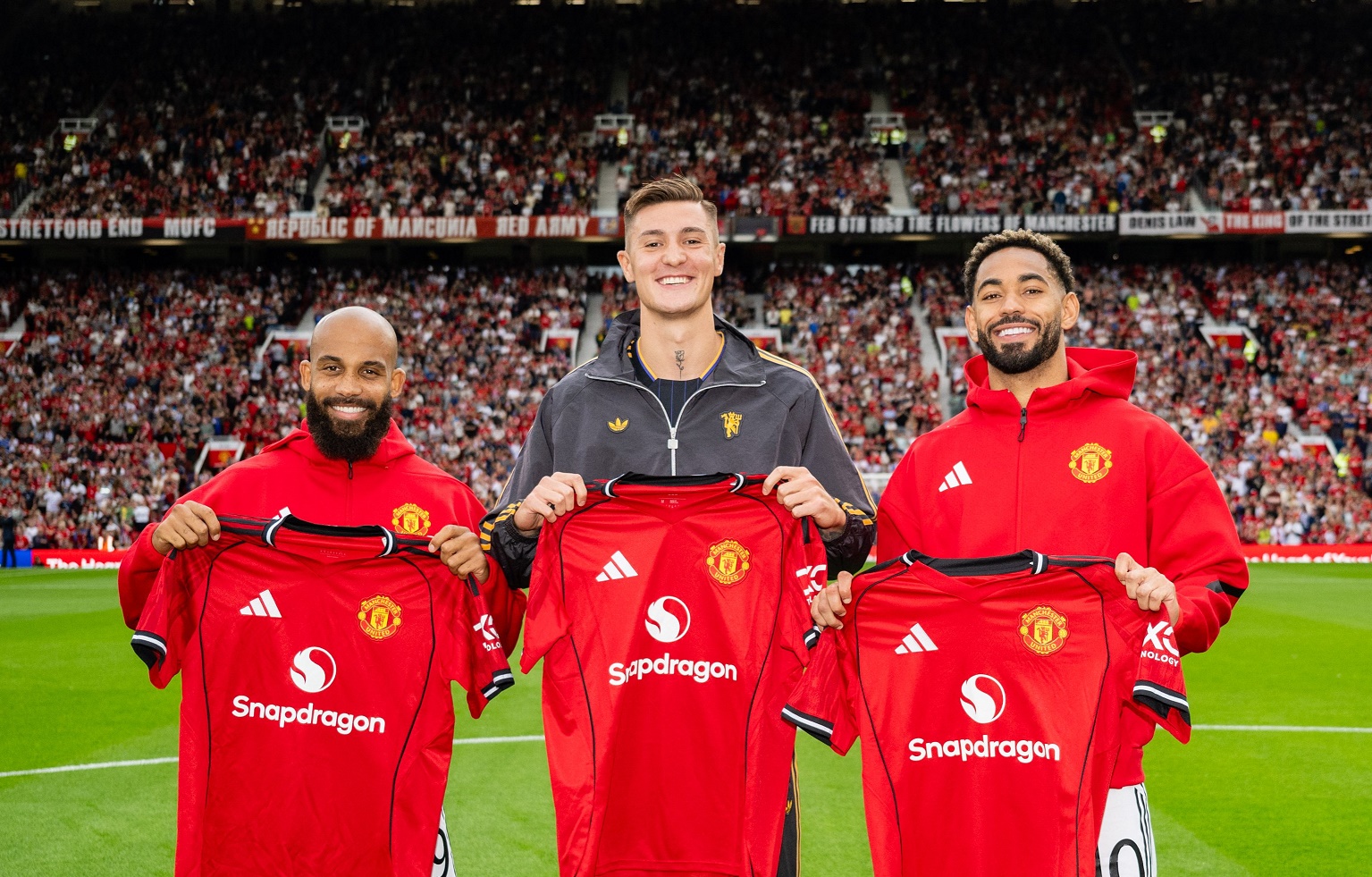 Sah! Benjamin Sesko Berseragam Manchester United