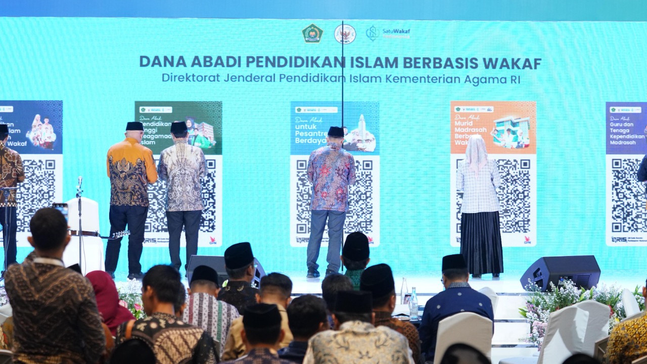 Kemenag Luncurkan Gerakan Wakaf Pendidikan Islam