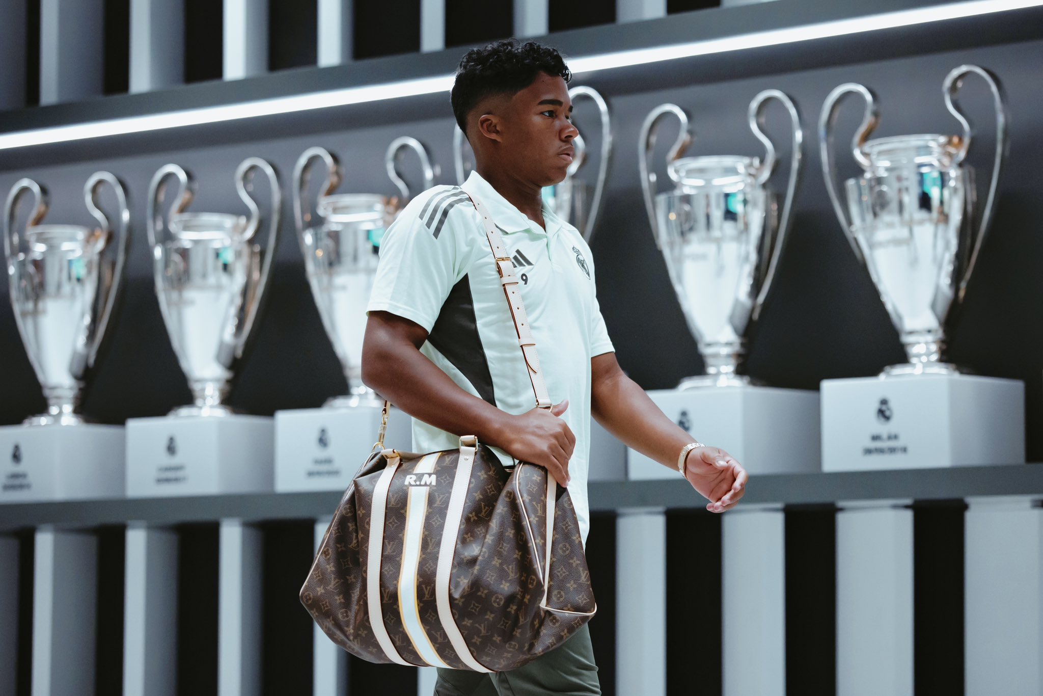 Olympique Lyon Tertarik Angkut Endrick dari Real Madrid