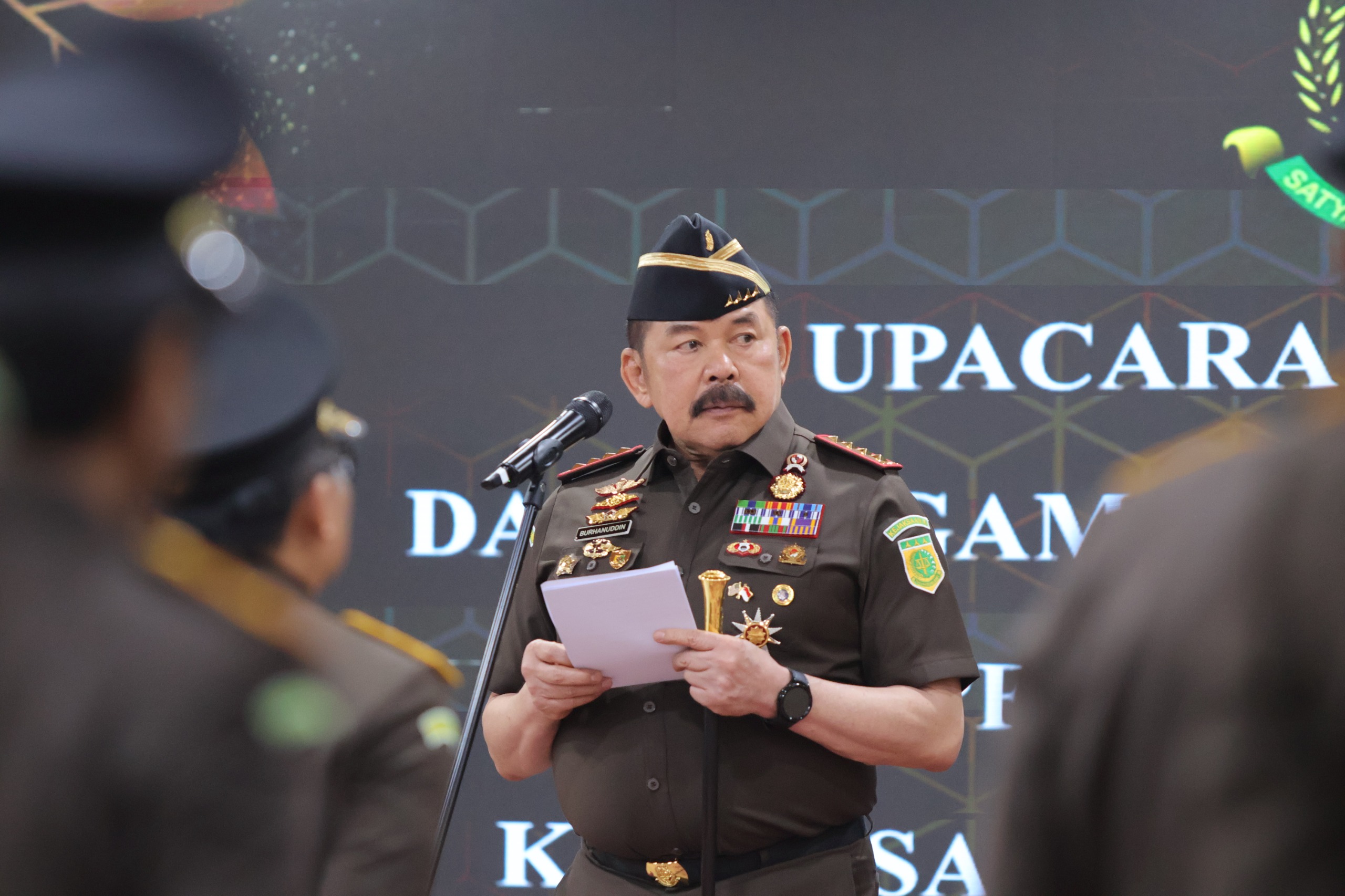 Jaksa Agung Lantik 17 Kajati, Ini Pesannya