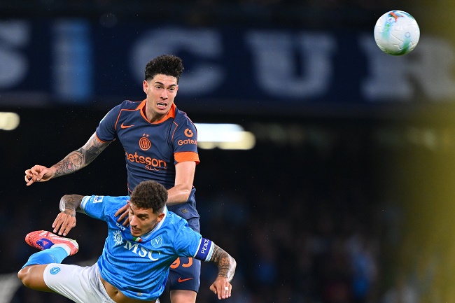 Napoli Kembali ke Puncak, Bekuk Inter 3-1