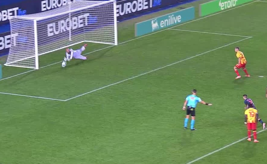 Napoli Amankan 3 Angka di Markas Lecce