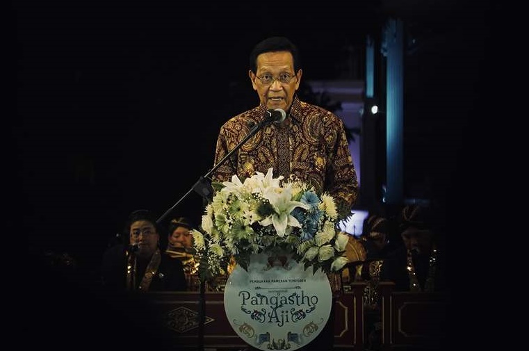  Sri Sultan Hamengku Buwono X & Nyopir Sendiri