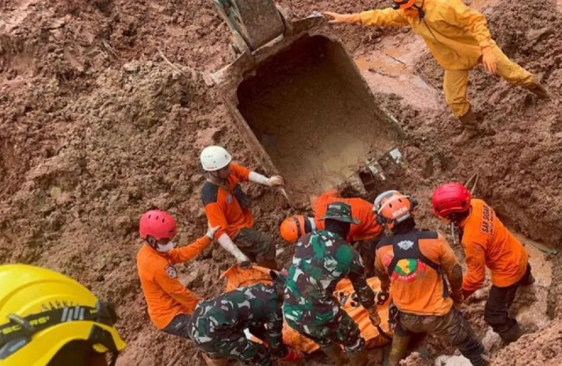 5 Korban Longsor Cilacap Masih dalam Pencarian