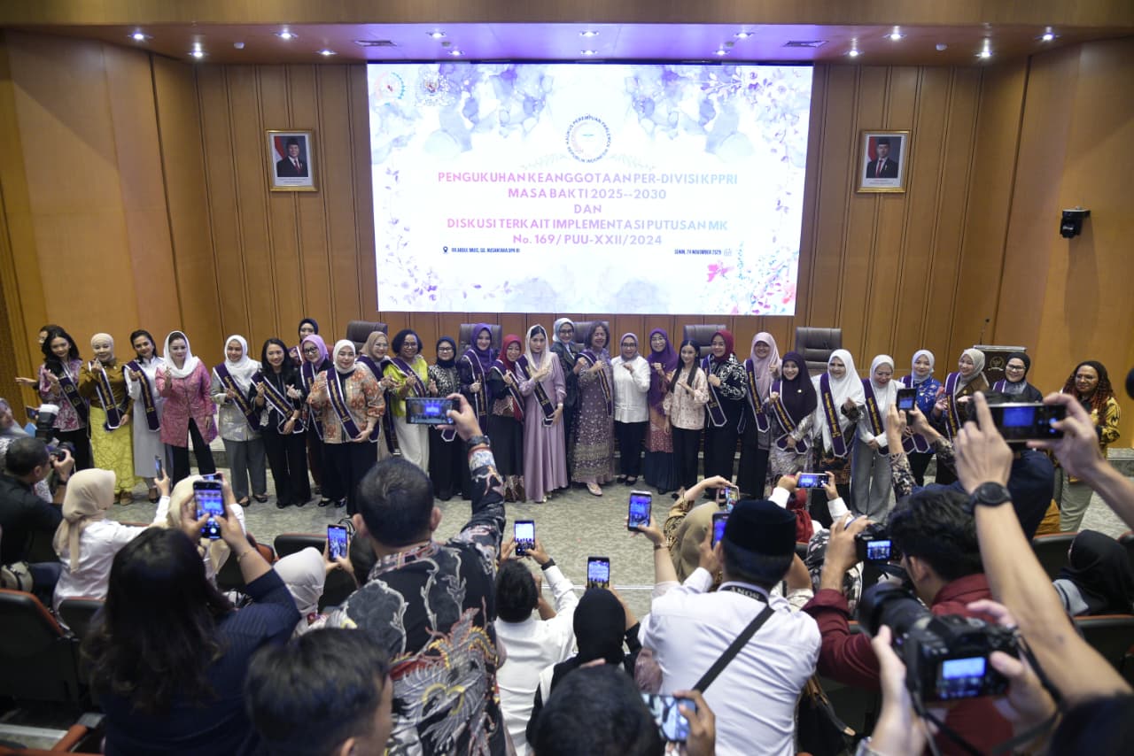 Perkuat Keterwakilan Perempuan di Alat Kelengkapan Dewan