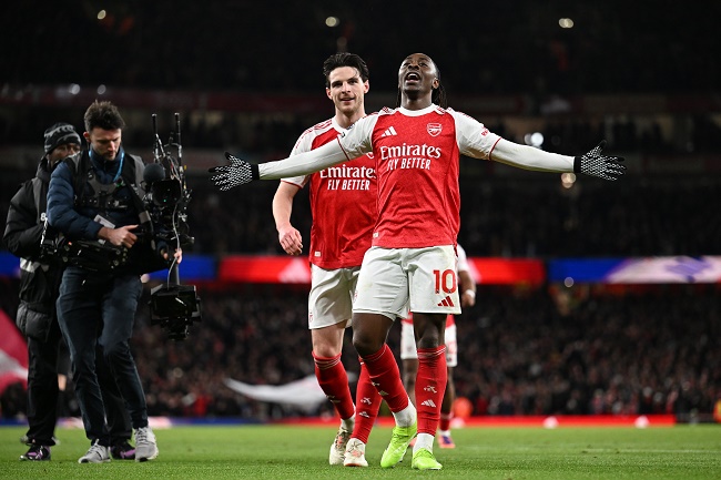 Arsenal Hajar Tottenham 4-1, Mantap di Puncak Klasemen