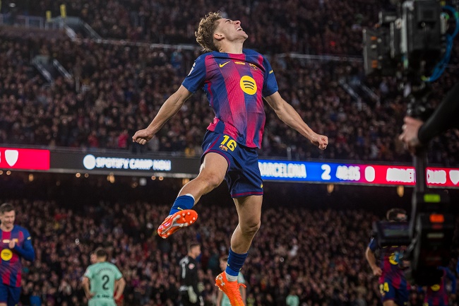 Barcelona Gusur Real Madrid, Sikat Bilbao 4-0