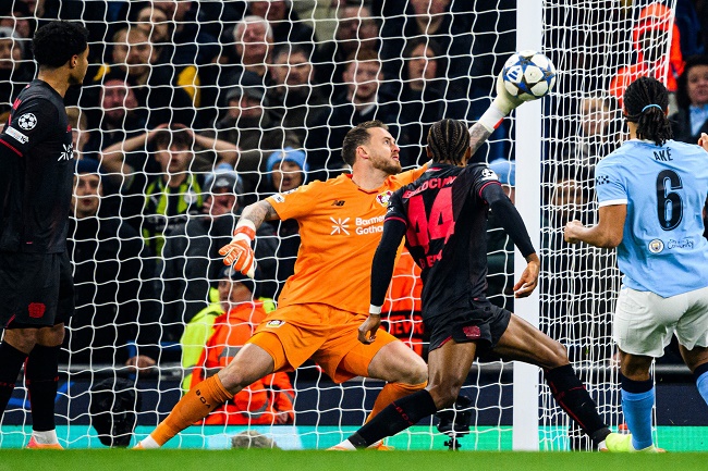 Manchester City Tumbang di Kandang, Keok 0-2 dari Leverkusen