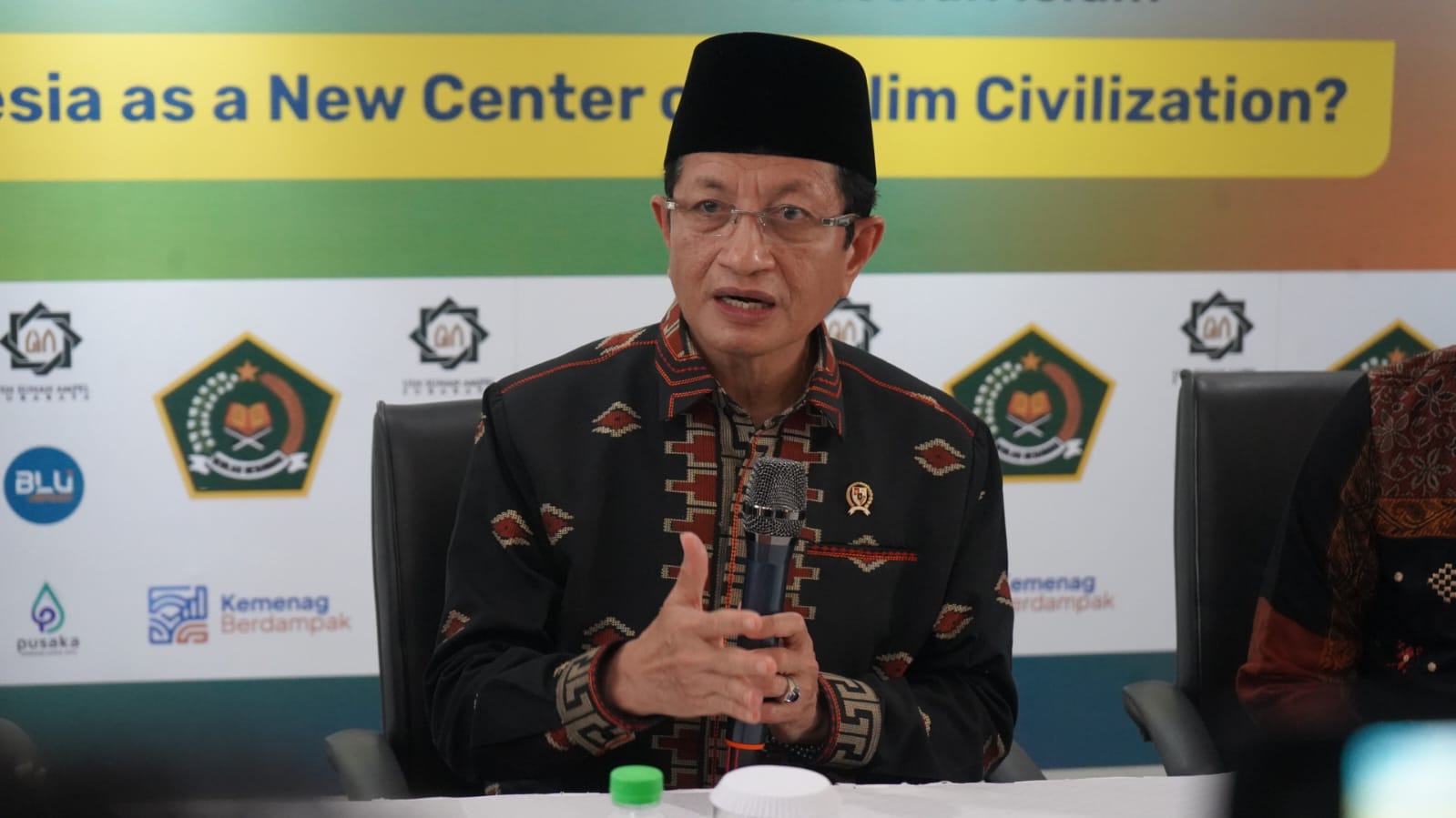 Natal Kemenag 2025: Merawat Keragaman, Hormati Perbedaan