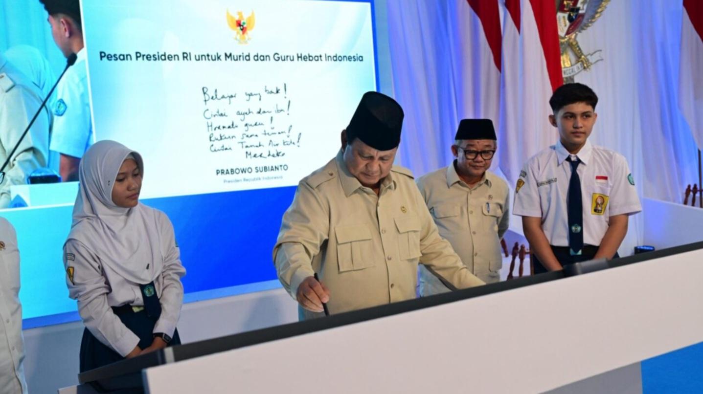 Presiden Luncurkan Program Digitalisasi Pembelajaran 