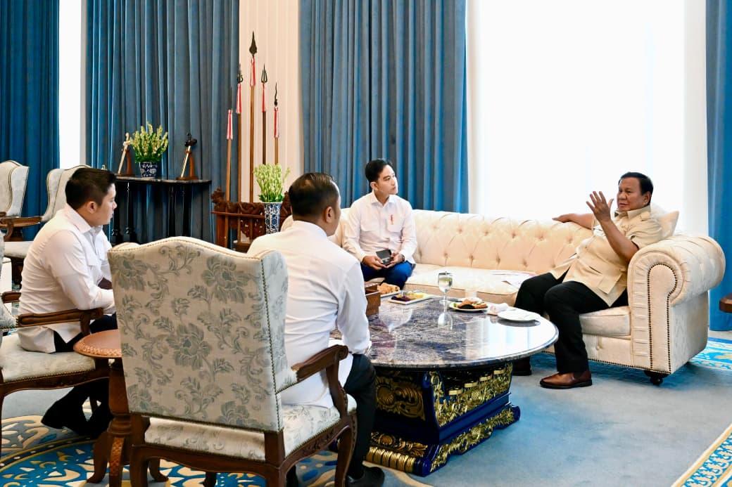 Prabowo Terima Laporan Wapres Gibran usai Hadiri KTT G20 di Johannesburg
