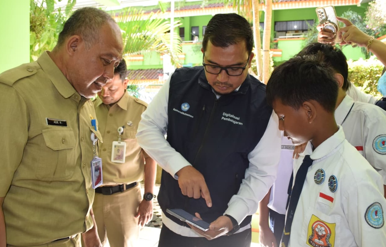 Dorong Digitalisasi Pembelajaran, Kemendikdasmen Gelar Sapa Sekolah