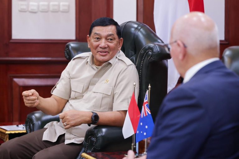 Sjafrie Sjamsoeddin & Super Garuda Shield 