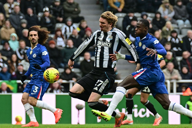 Newcastle dan Chelsea Berbagi Angka