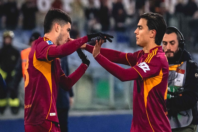 AS Roma Kembali Masuk 4 Besar, Sikat Genoa 3-1