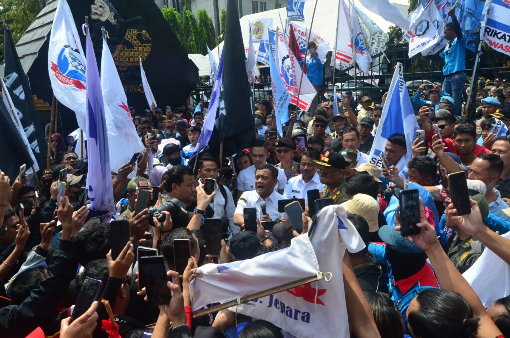Upah Kota Semarang Tertinggi, Ini Besaran Upah di 35 Kabupaten/Kota di Jawa Tengah