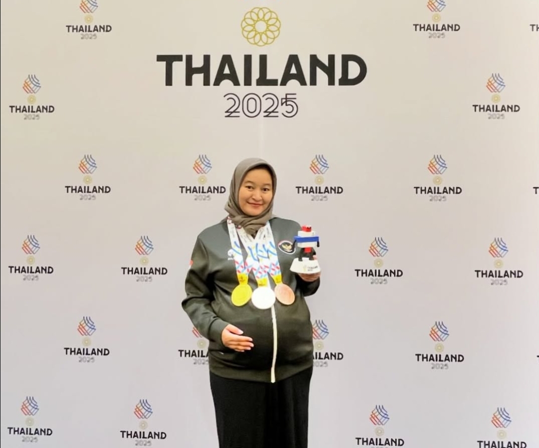 Medina Warda Aulia Raih 3 Medali dalam Kondisi Hamil 7 Bulan