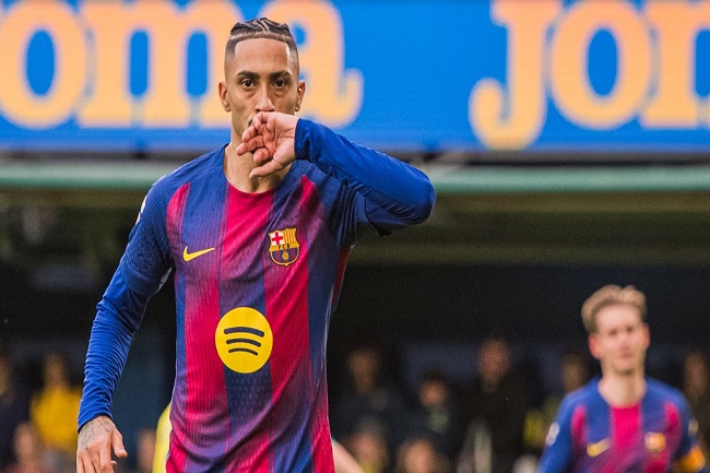 Gol Raphinha dan Lamine Yamal Bawa Barcelona Amankan 3 Angka