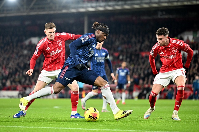 Arsenal Gagal Menjauh, Ditahan Imbang Nottingham Forest
