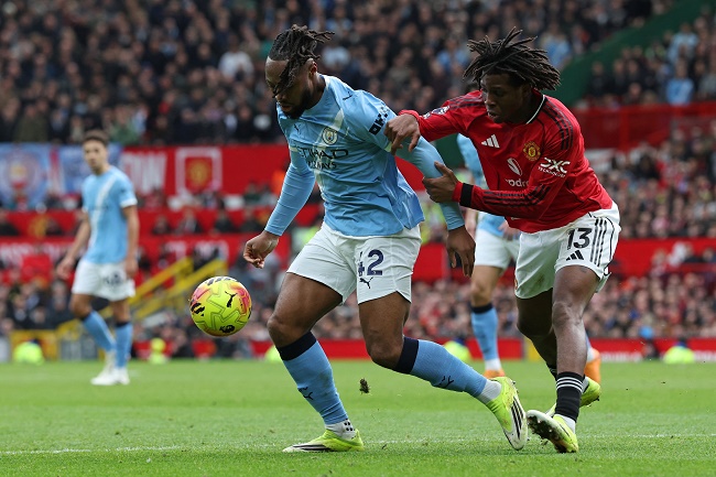 Manchester United Bekuk City 2 Gol Tanpa Balas