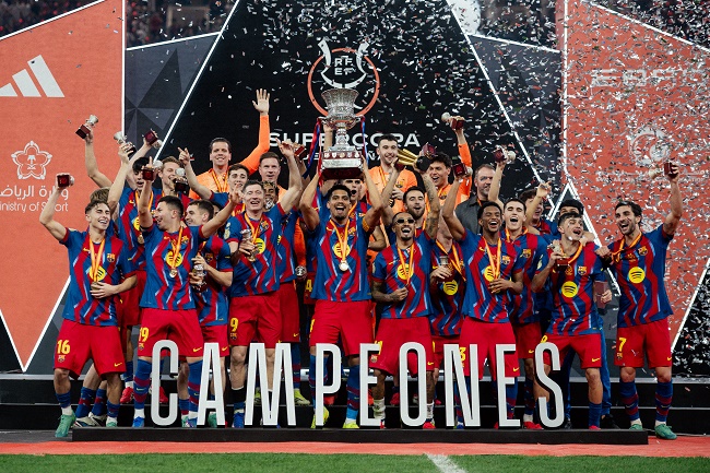 Barcelona Juara Piala Super, Bekuk Real Madrid 3-2
