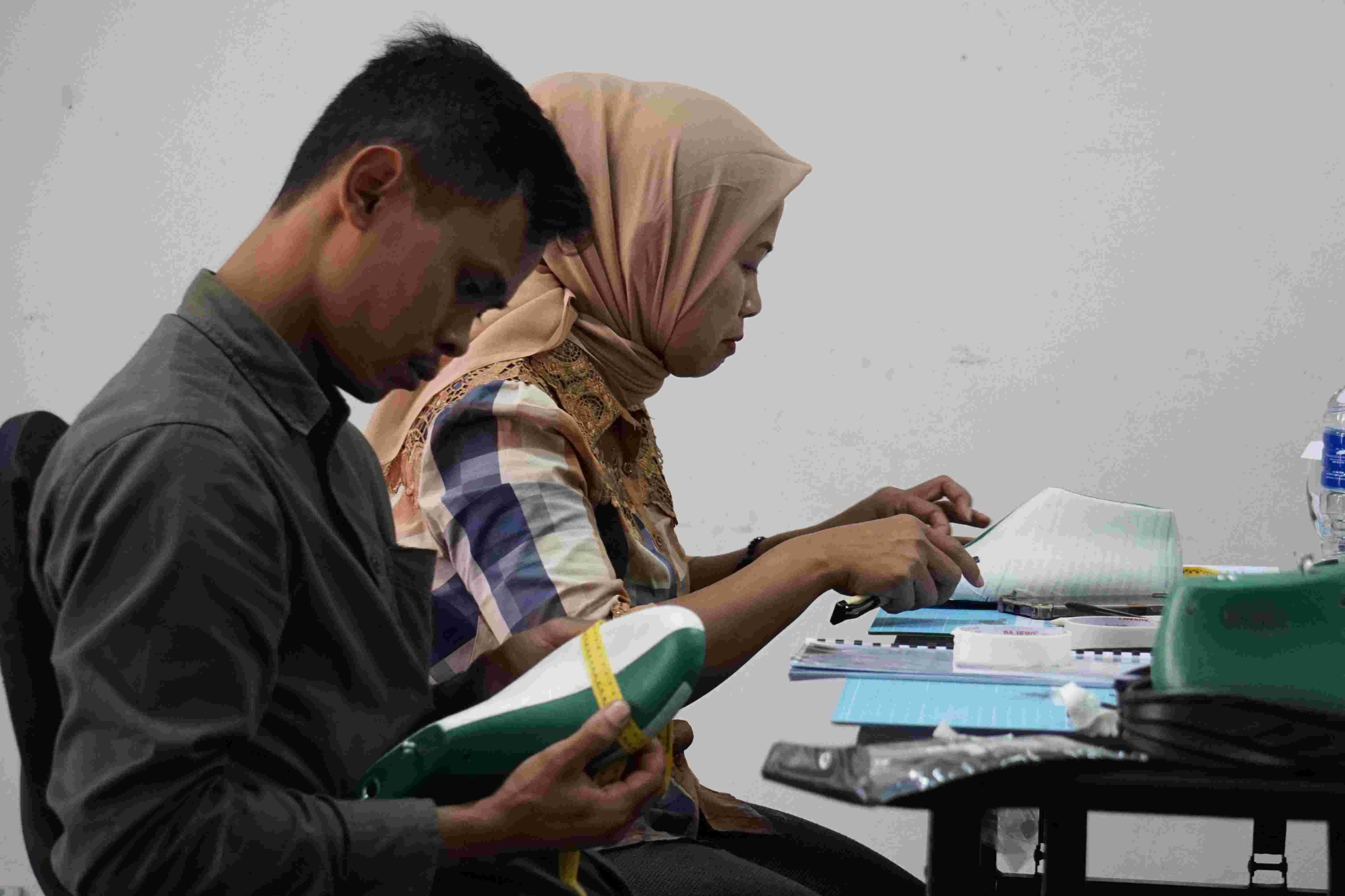 Topang Ekonomi, Pulihkan Daya Saing Sentra IKM Alas Kaki