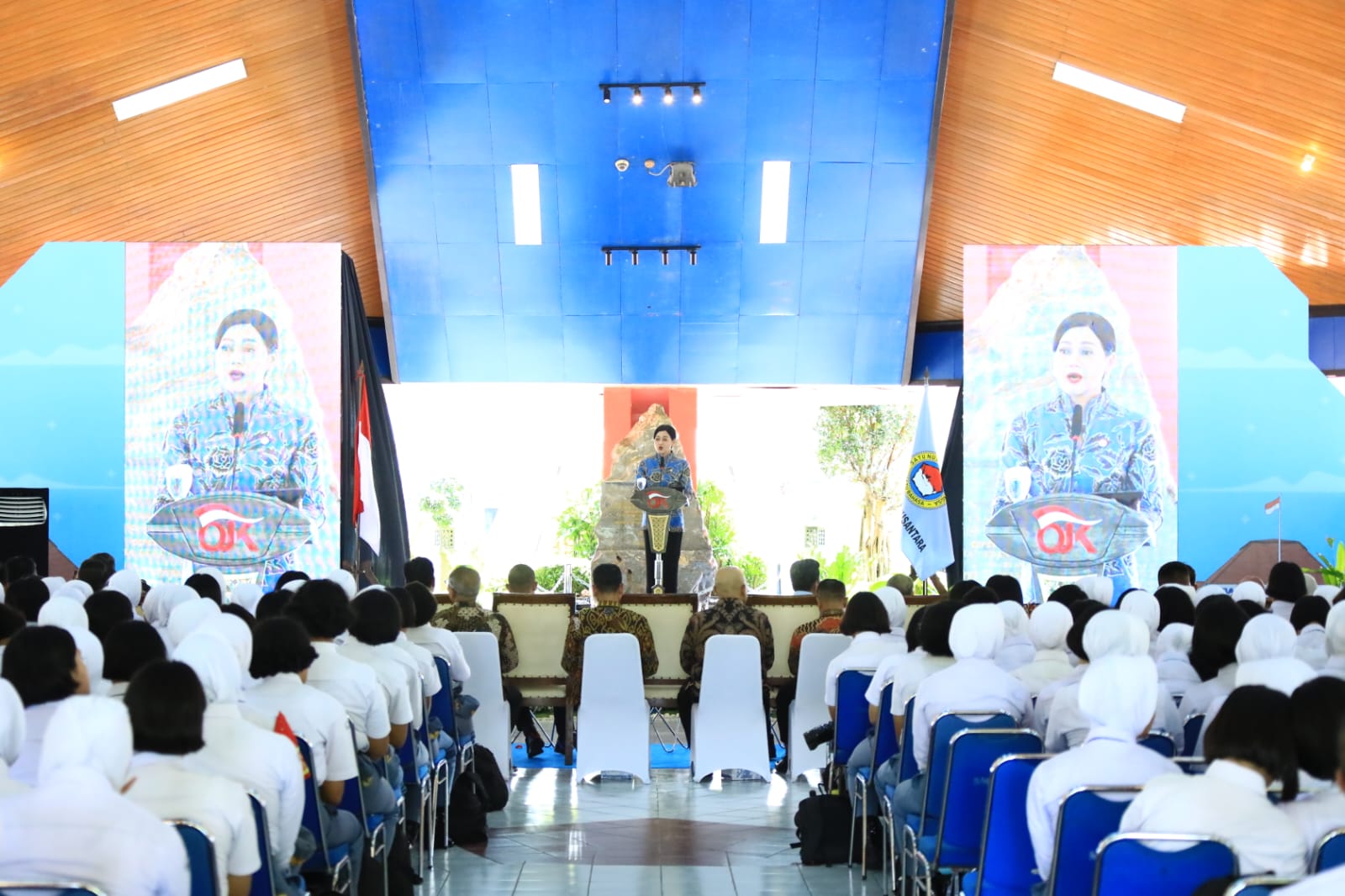 OJK Gelar Edukasi Keuangan di SMA Taruna Nusantara