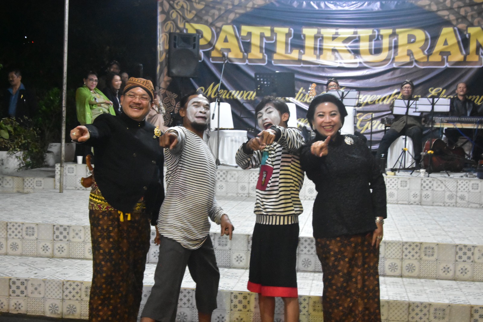 Jaga Baya Tutup Patlikuran, Rumdin Wali Kota Jadi Panggung Seni Warga