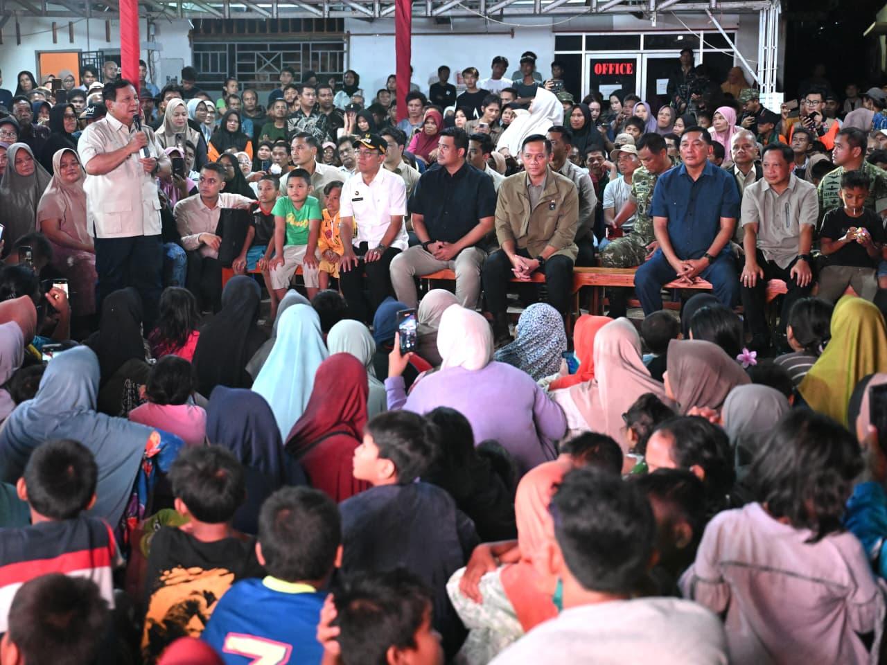 Malam Tahun Baru di Lokasi Bencana, Presiden Prabowo Ajak Warga Berdoa Bersama