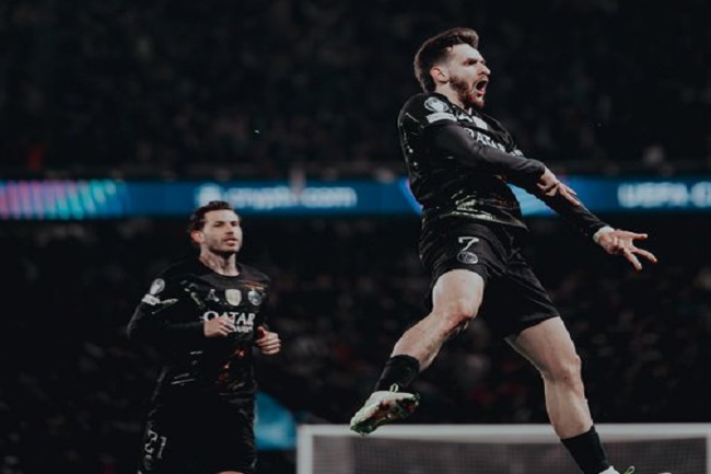 PSG Hajar Chelsea 5-2