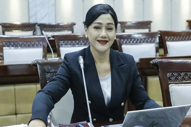 Komisi XI DPR Setujui Friderica Widyasari Dewi Jadi Ketua OJK