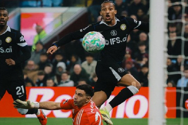 Chelsea Gulung Aston Villa 1-4