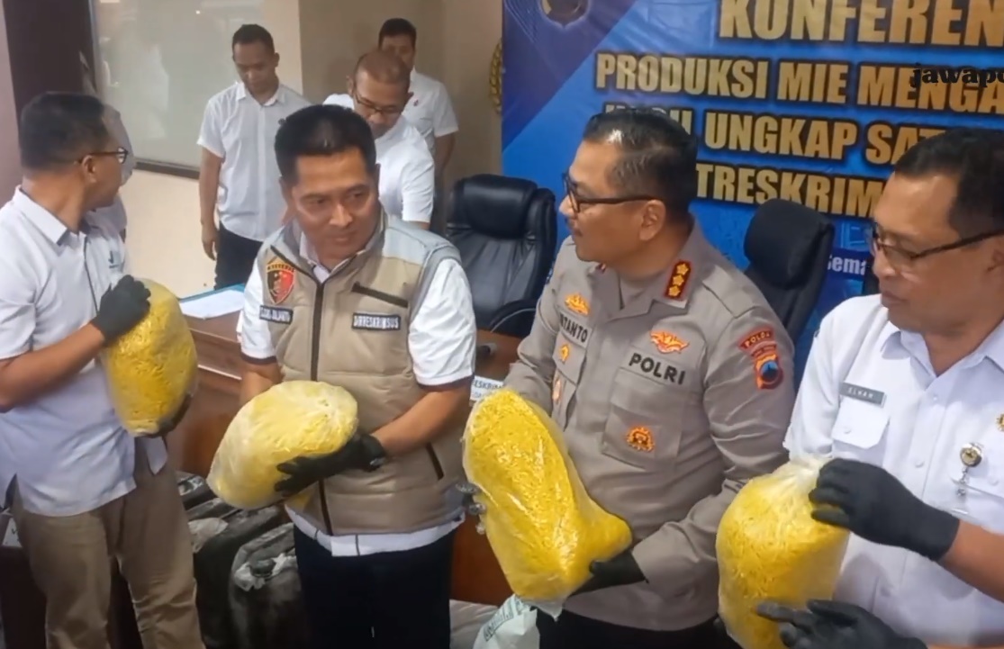 Polda Jateng Grebek Rumah Produksi Mie Berformalin
