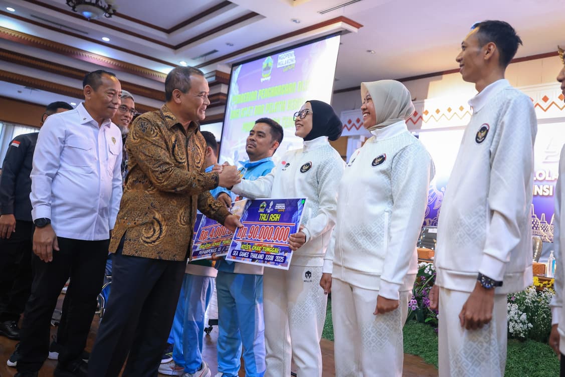 Altet dan Pelatih Berprestasi Terima Tali Asih Senilai Rp4,9 Miliar