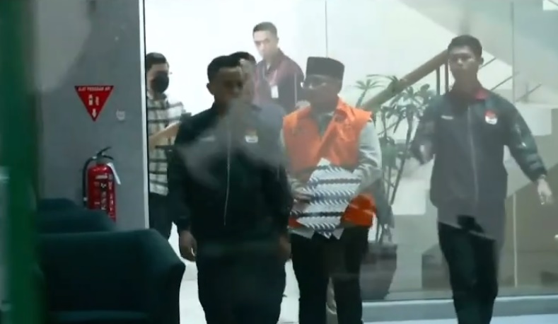 KPK Tahan Eks Menag Yaqut Cholil