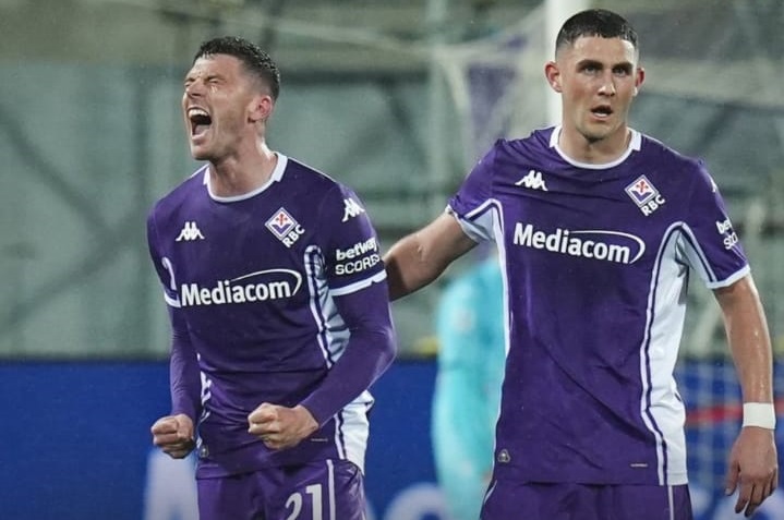 Fiorentina Bekuk Lazio, Menjauh dari Zona Degradasi