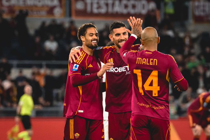 Hattrick Donyell Malen Bawa AS Roma Gilas Pisa