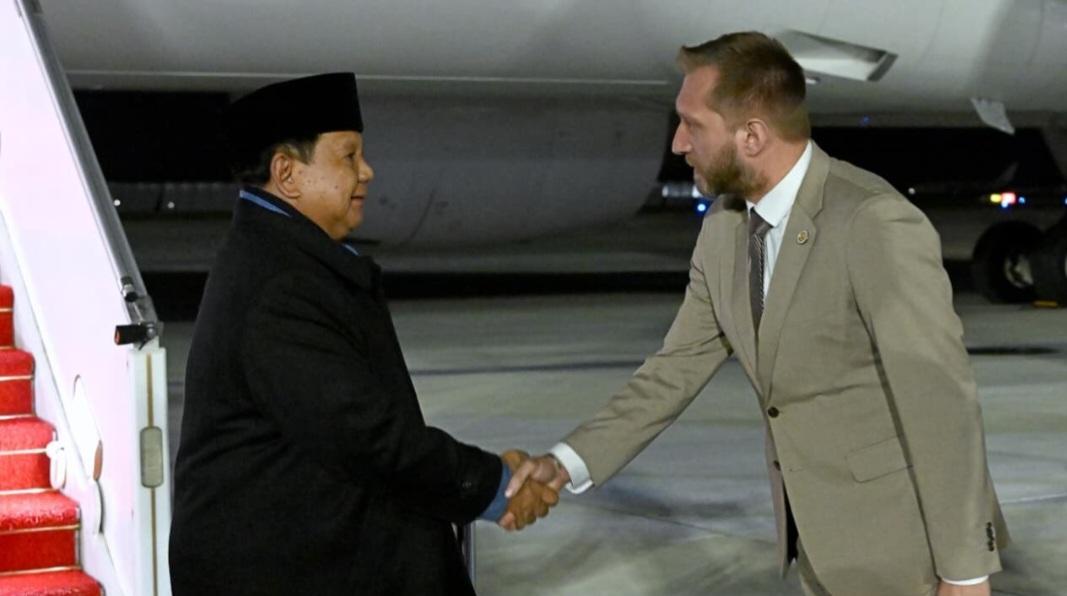 Usai Putin, Prabowo Lanjut Temui Emmanuel Macron