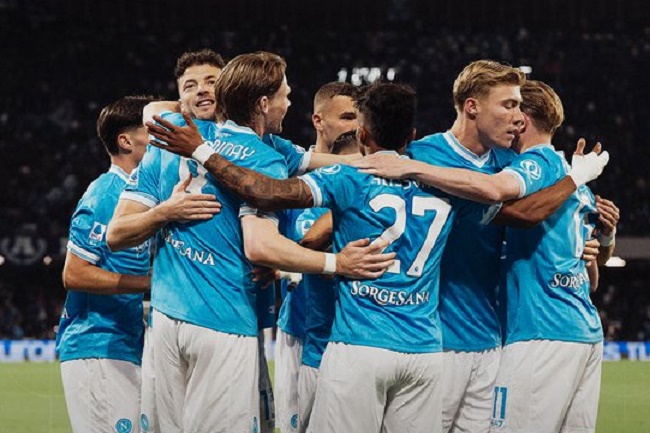Napoli Hajar Cremonese, Emil Audero Kebobolan 4 Kali