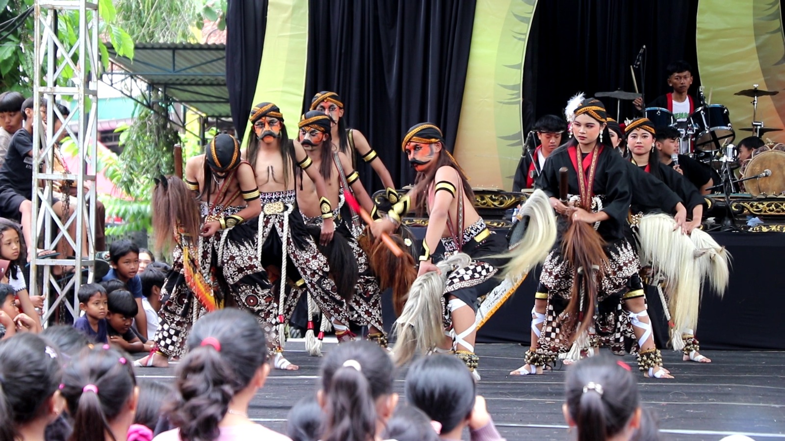 196 Kelompok Kesenian Dikucur Dana Rp6,9 Miliar