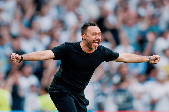 Tottenham Bertahan, West Ham Turun Kasta
