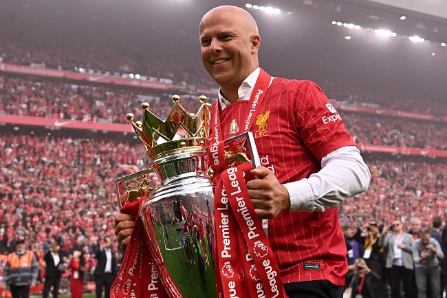 Liverpool Pecat Pelatih Arne Slot