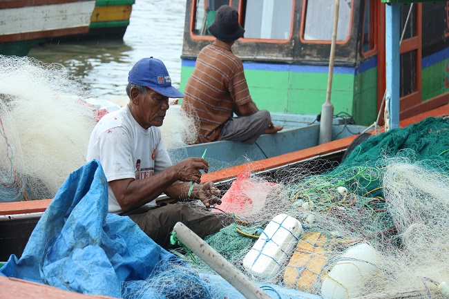 Solar Subsidi bagi Nelayan Kecil Harus Aman