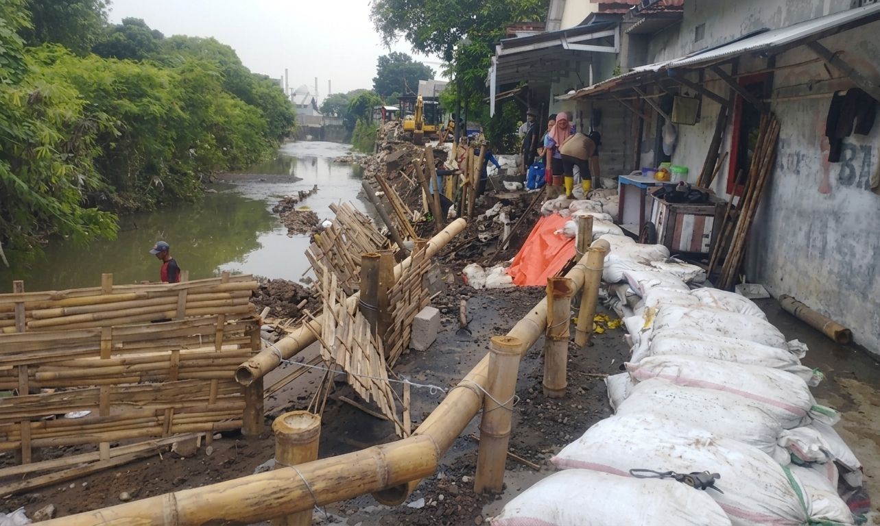 Banjir Bandang Landa Ngaliyan Semarang, Sungai Silandak Jebol
